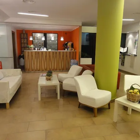 For 5 Guests In Pietra Ligure