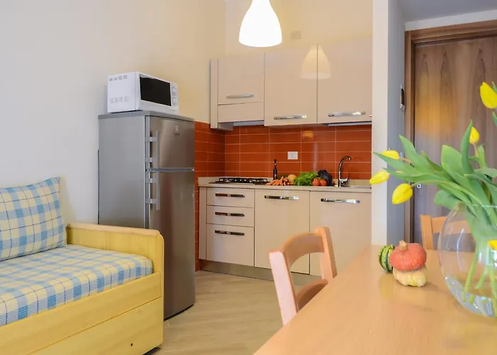 For 5 Guests In Apartment